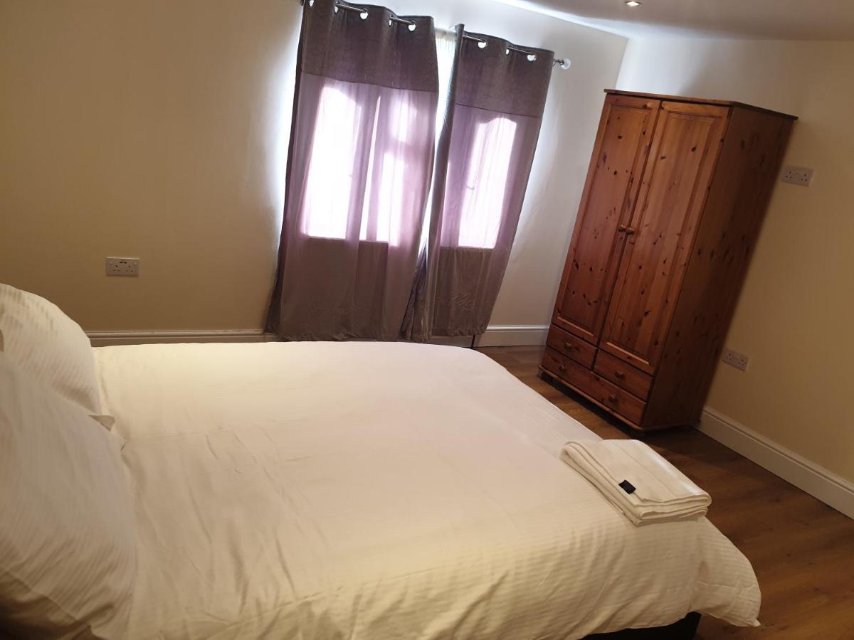 Two Beautiful Double Bedroom Tulip Apartamento *