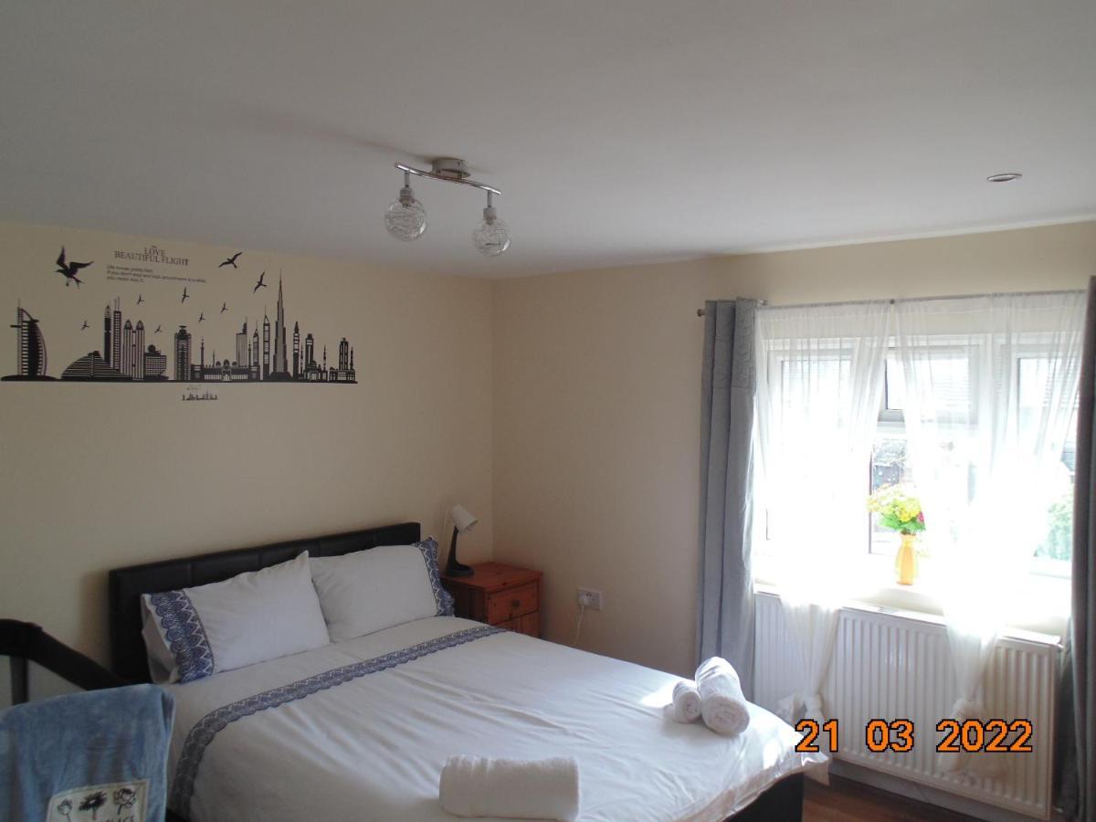 Appartamento Two Beautiful Double Bedroom Tulip Dagenham